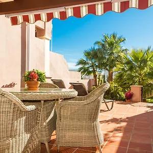 cipreses-house-nerja-canovas.1costadelsol.com/